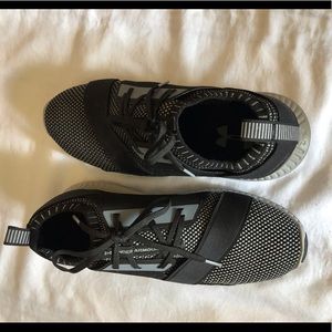 UNDER ARMOUR Running Shoes